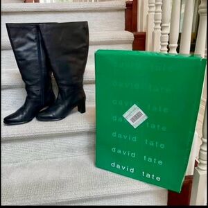 EUC David Tate 11W Black Leather 19” Calf Gusseted 3” Heel Boots Autumn Winter
